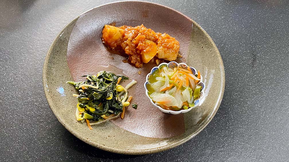 わんまいる_桜島鶏とじゃが芋のトマトカレーチャップ