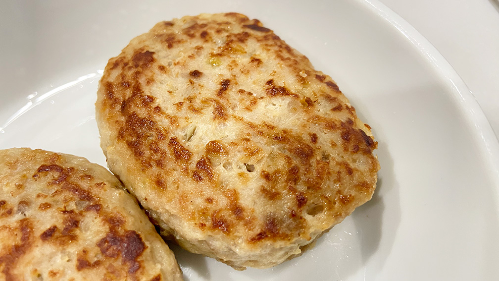 電子レンジで！肉汁じゅわっとチーズハンバーグ