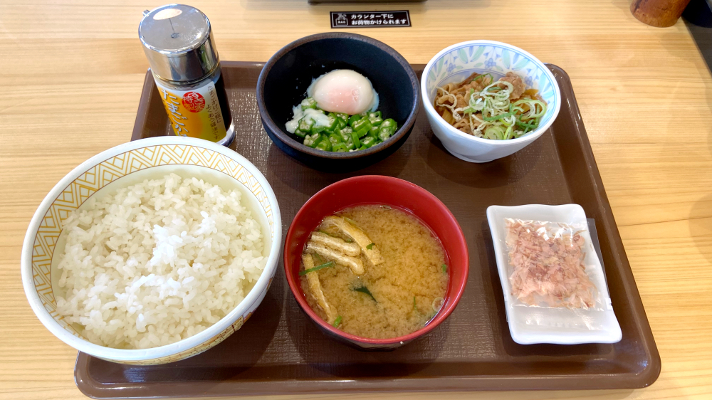 すき家 牛まぜのっけ朝食