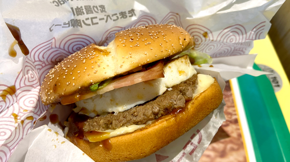 サムライマック 炙り醤油風 たまごベーコン肉厚ビーフ