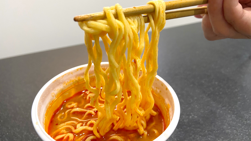 えんまのなみだ　カップ麺　麺