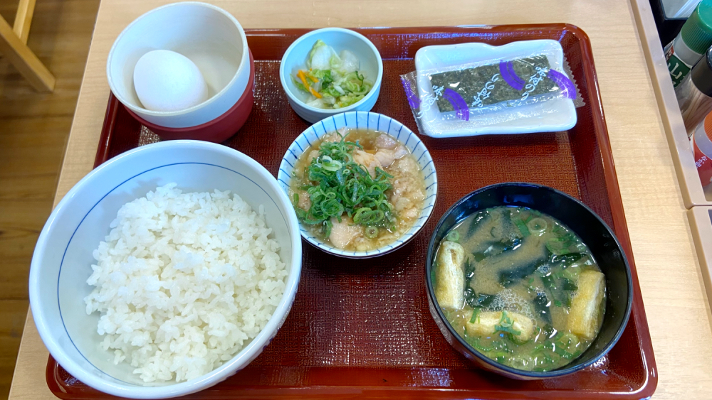 なか卯 こだわり卵の鶏小鉢朝食