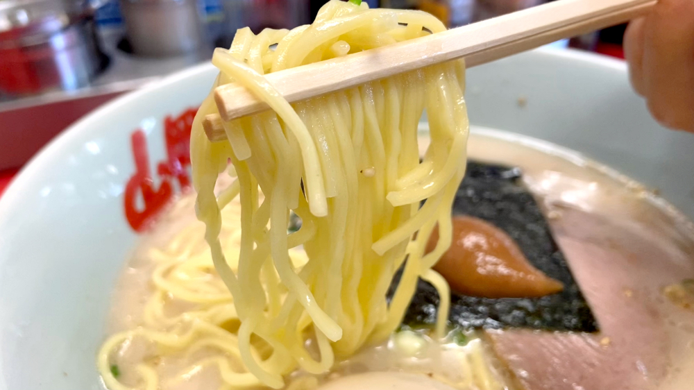 山岡家朝ラーメン 麺