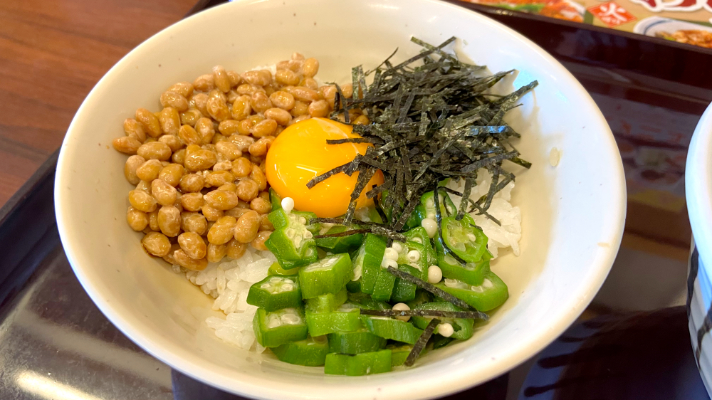 山田うどん ミニ納豆オクラ丼