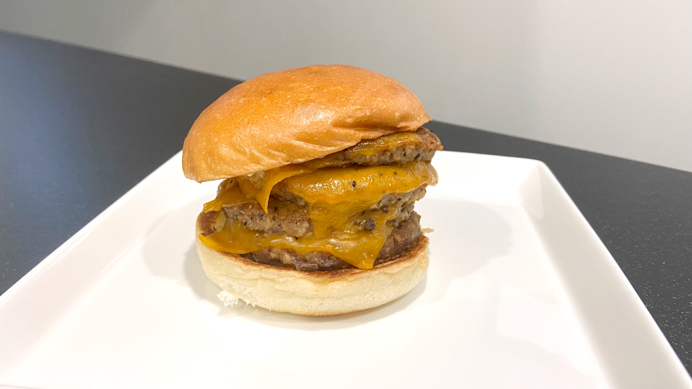 キング絶品チーズバーガー