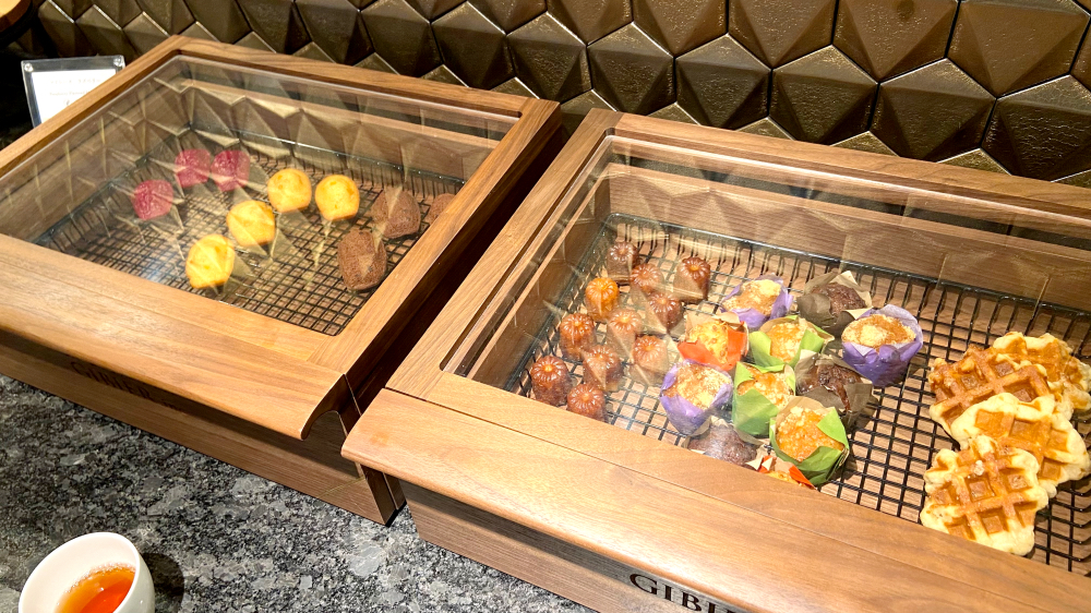 ザホテル山楽金沢 クラブラウンジ 焼き菓子