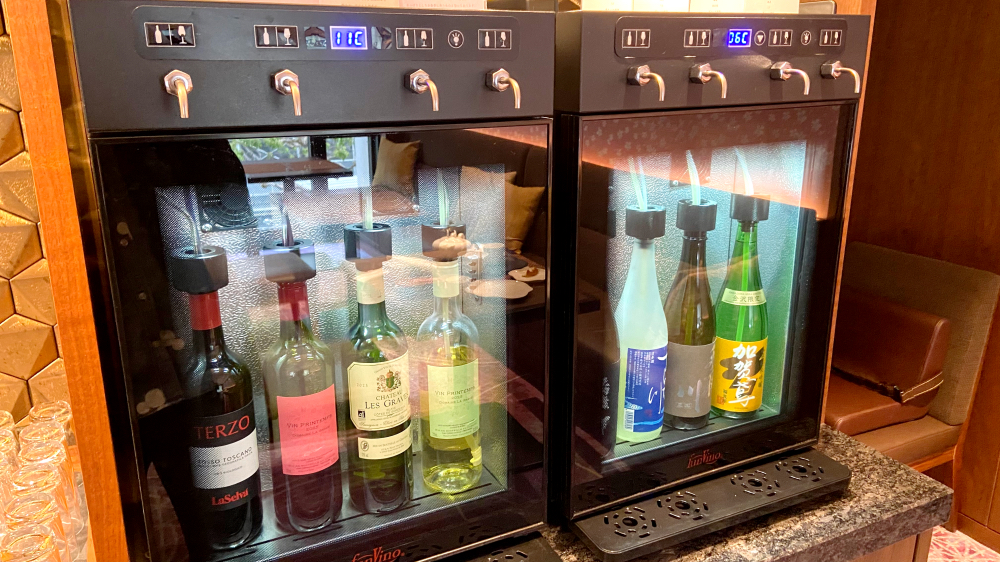 ザホテル山楽金沢 クラブラウンジ  ワインサーバー
